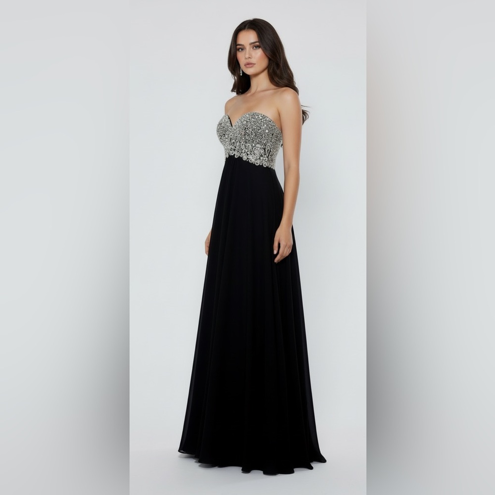 Decode 1.8 - Elegant Black and Silver Evening Gown